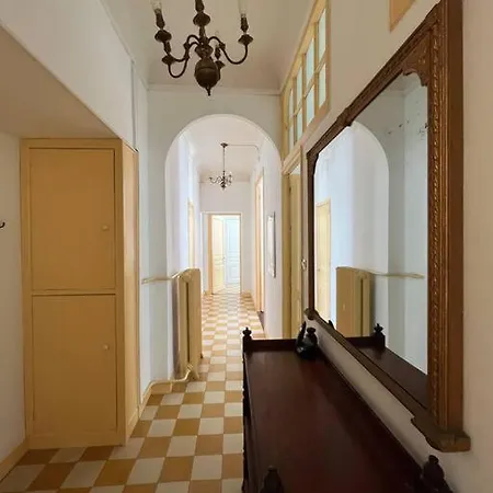 Beautiful Garden Apartment Steps From The Beach Menton Exterior foto