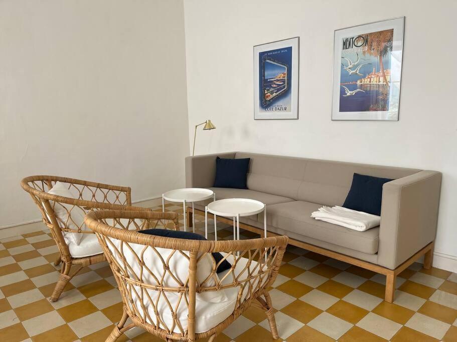 Apartment Beautiful Garden Steps From The Menton