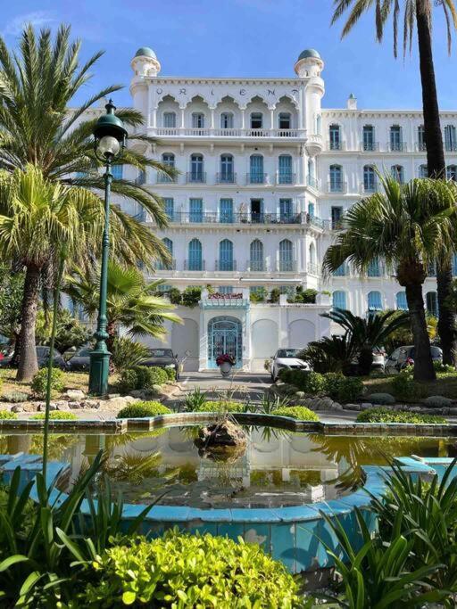 Beautiful Garden Steps From The Menton
